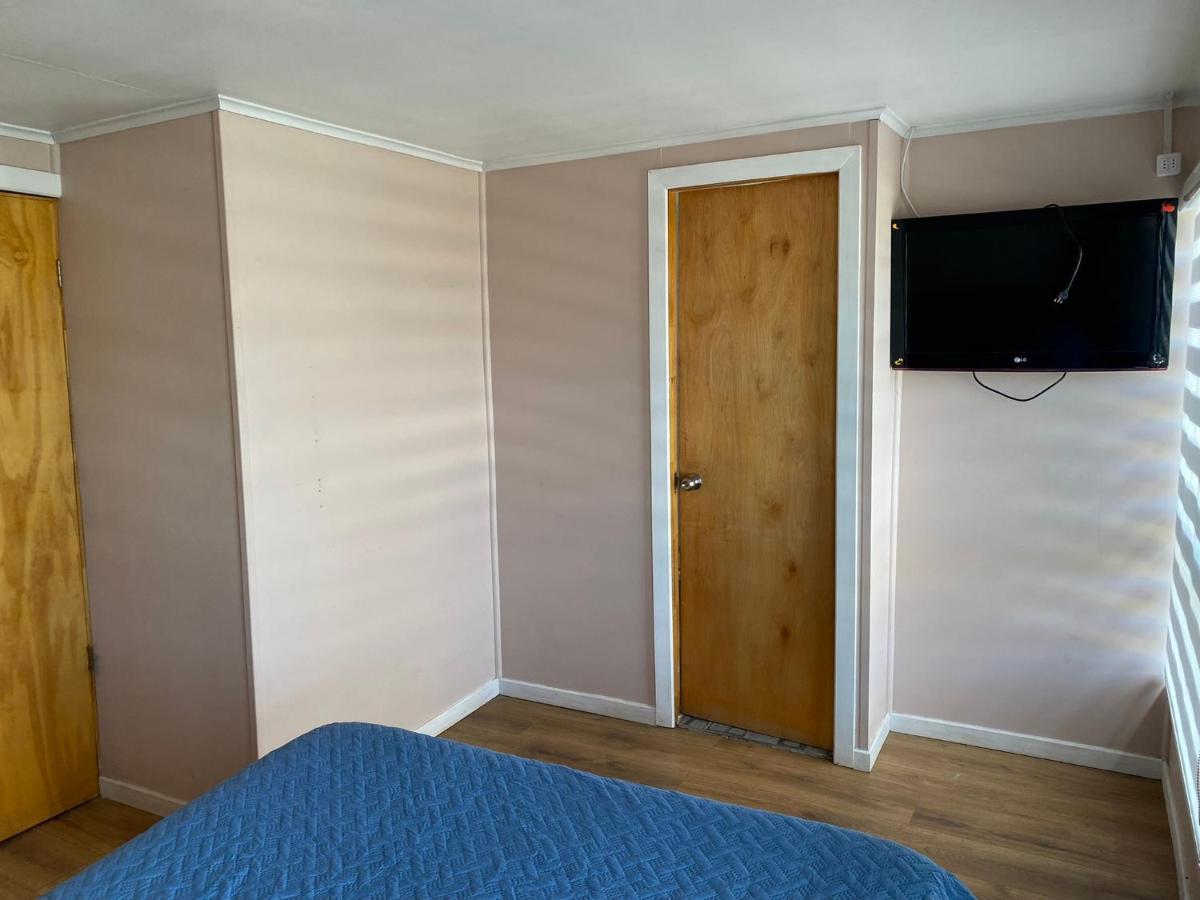 World'S End Hostal Puerto Natales Dış mekan fotoğraf