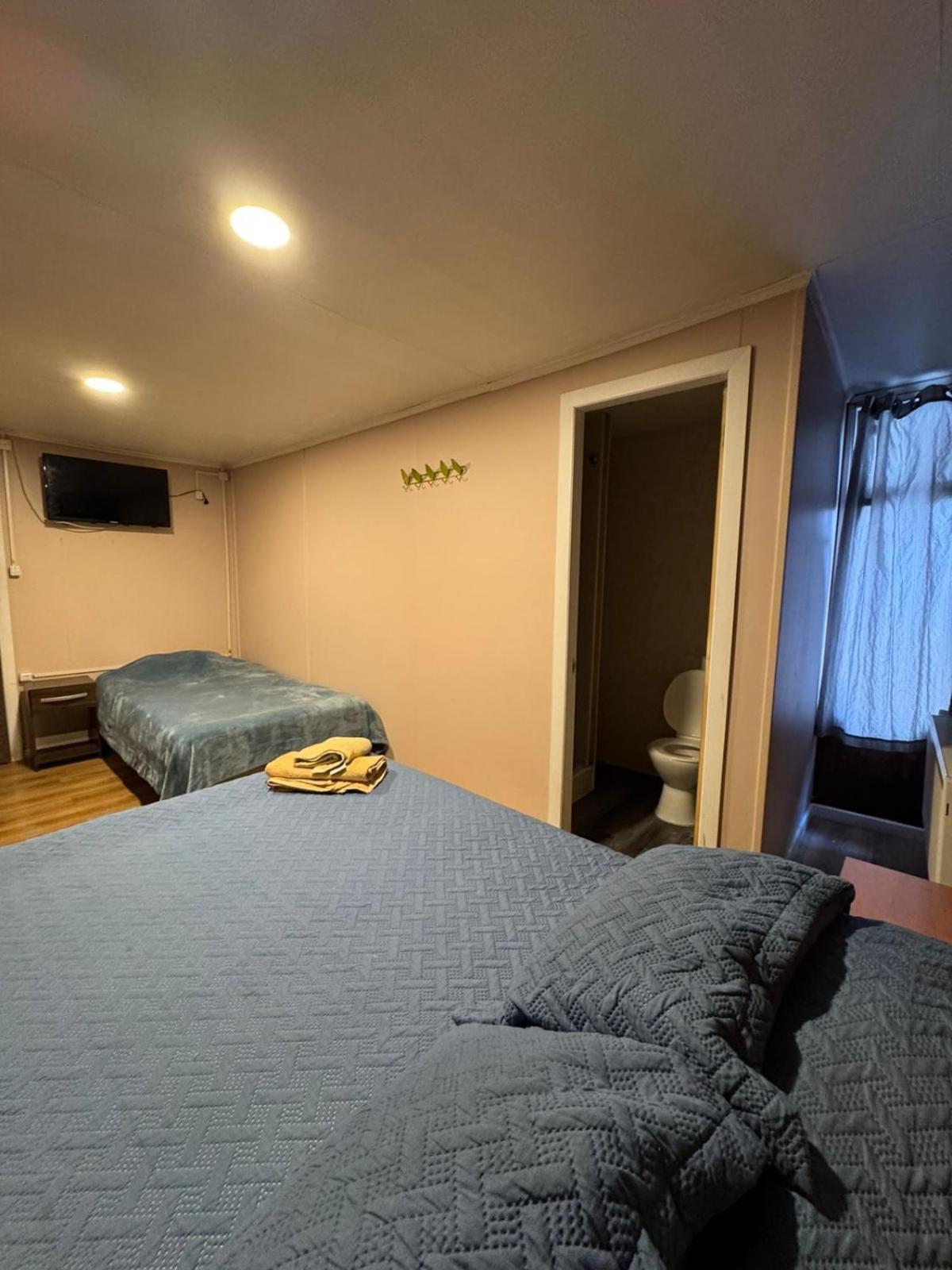 World'S End Hostal Puerto Natales Dış mekan fotoğraf